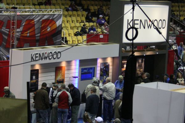 Standul Kenwood