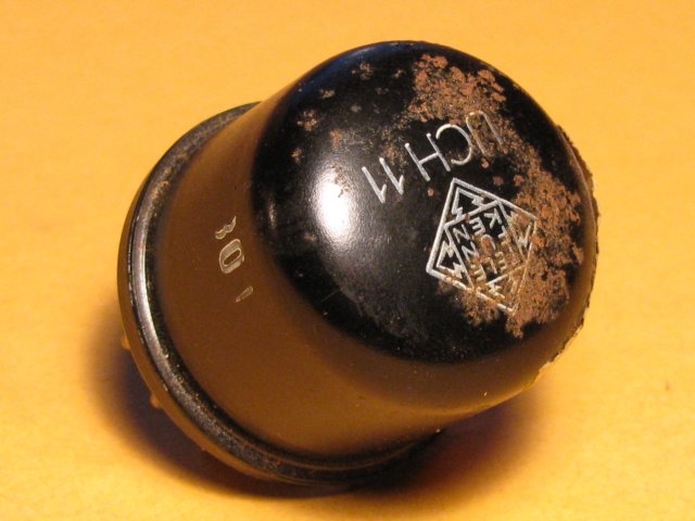 uch11telefunken45cmtriodahexoda.jpg